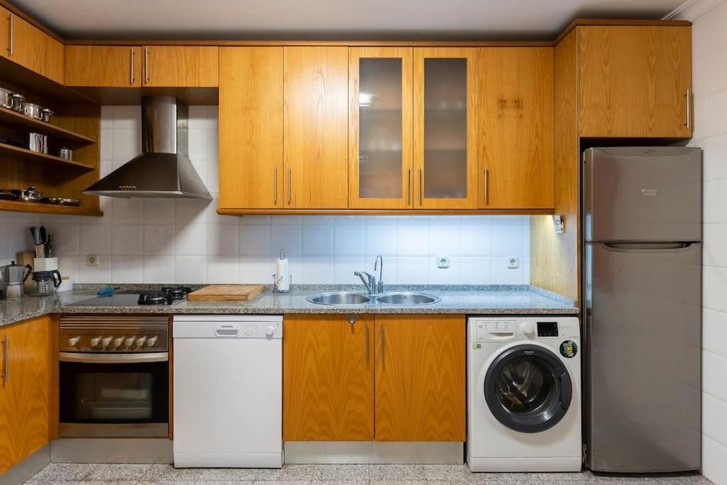 Pereira'S Apartment- Free Garage Авиеро Екстериор снимка